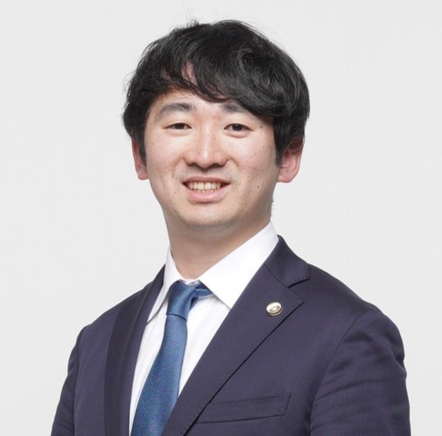 離婚問題などの一般民事に注力する「弁護士法人いろは（山梨・埼玉）」所属弁護士・小尾若菜（おび わかな）のプロフィール写真