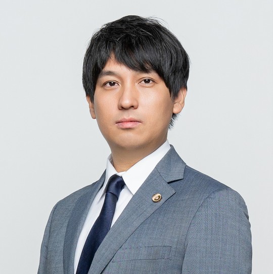 企業法務を中心に不動産・相続・知的財産権をサポートする「弁護士法人いろは（山梨・埼玉）」所属弁護士・有馬明仁（ありま あきひと）のプロフィール写真